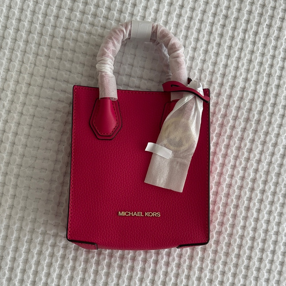 Michael Kors Fuchsia Mini Bag